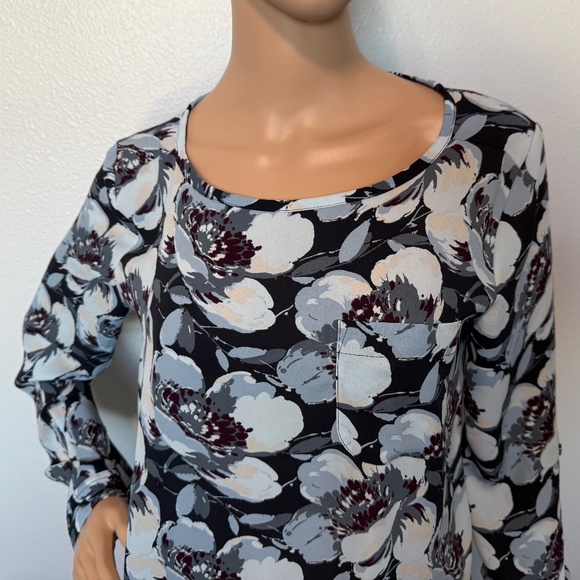 LOFT Women’s Top (Size S) - Picture 3 of 14